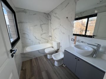 Venta: 2 ambientes de mucha categoría con terraza - Sum - Piscina - Solarium - Gimnasio -Parrillas