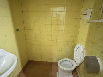 VIVIENDA CON LOCAL EN BALVNERA