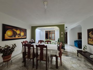 Vendo Casa Ideal Para Clínica O Consultorios