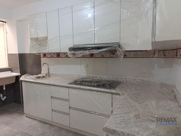 VENDO AMPLIO DEPARTAMENTO