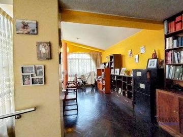 Casa a la Venta en Higuereta - Santiago de Surco