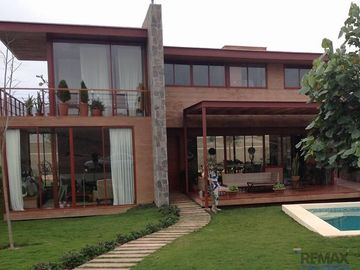 Se Vende Terreno De Campo A 5 Minutos Del Boulevard De Asia