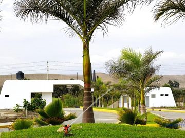 Venta De Terreno En Exclusivo Flamencos Condominio y Resort - 711 m²