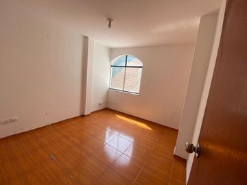 Casa a la Venta en Los Sauces Surquillo