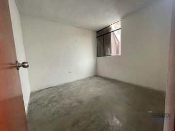 Terreno Con Casa Rústica En Venta En Ventanilla: Tu Proyecto, Tu Estilo