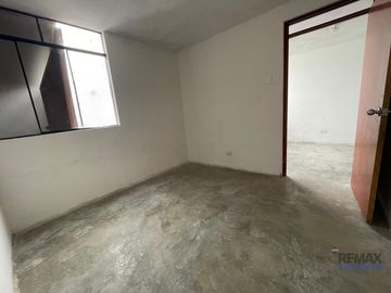 Terreno Con Casa Rústica En Venta En Ventanilla: Tu Proyecto, Tu Estilo