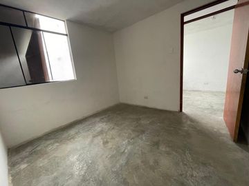 Terreno Con Casa Rústica En Venta En Ventanilla: Tu Proyecto, Tu Estilo