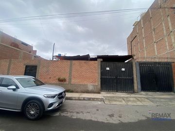 Terreno en venta en Surco - Fondo Villa