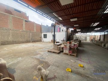 Terreno en venta en Surco - Fondo Villa