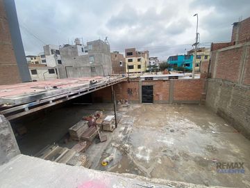 Terreno en venta en Surco - Fondo Villa