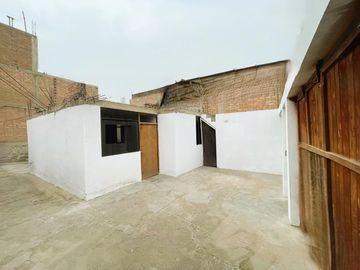 ¡Oportunidad Única! Casa Rústica En Venta En Ventanilla:Tu Proyecto Tu Estilo