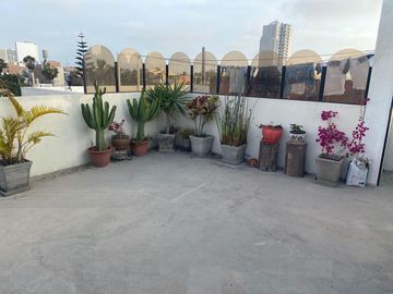 DEPARTAMENTO EN VENTA EN LA PERLA FRENTE A PARQUE