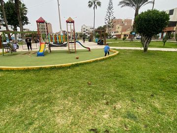 DEPARTAMENTO EN VENTA EN LA PERLA FRENTE A PARQUE