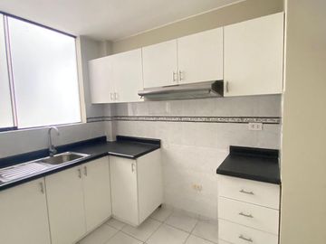 DEPARTAMENTO EN VENTA EN LA PERLA FRENTE A PARQUE