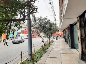 Local en  Alquiler en Av. Petit Thouars Cercado de Lima