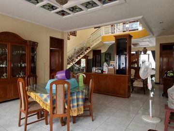 Dijual Rumah Manyar Kertoadi Surabaya Timur