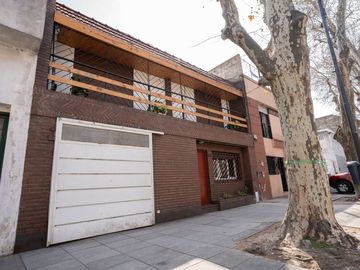 VENTA CASA 5 AMBIENTES PATIO COCHERA APTO CREDITO