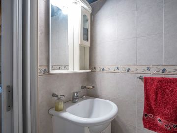 VENTA CASA 5 AMBIENTES PATIO COCHERA APTO CREDITO