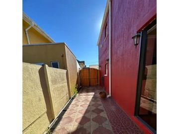 SE VENDE CASA EN VALPARAISO CURAUMA