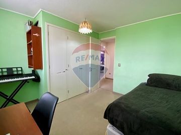 Se Vende Fabuloso Duplex en Peñalolen - 3 pisos