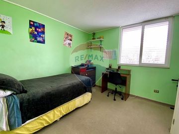 Se Vende Fabuloso Duplex en Peñalolen - 3 pisos
