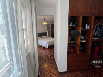 Vive cerca del mar en una casa amplia y moderna en Pimentel.
