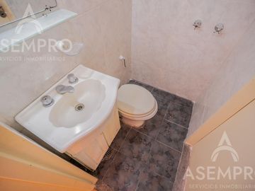 Semipiso 5 ambientes con cochera