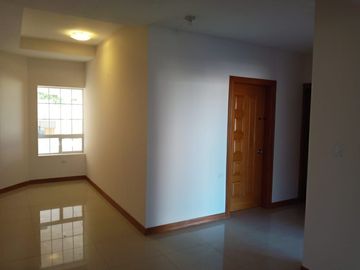 CASA EN VENTA EN RESIDENCIAL LEONES, CHIHUAHUA