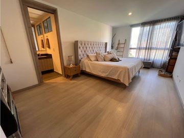 ESPECTACUALR APARTAMENTO A LA VENTA EN LA LOMA DE LAS BRUJAS ENVIGADO