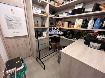 ESPECTACUALR APARTAMENTO A LA VENTA EN LA LOMA DE LAS BRUJAS ENVIGADO