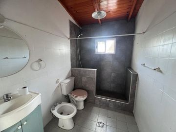 Venta CASA 3 amb - COCHERA QUINCHO JARDIN. PALOMAR