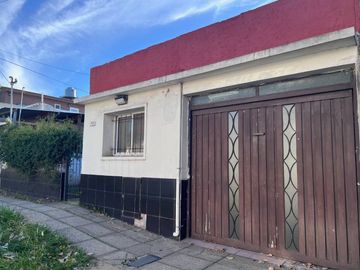 Venta CASA 3 amb - COCHERA QUINCHO JARDIN. PALOMAR