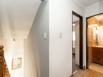 CASA LOTE PROPIO DOBLE FRENTE 760 M2 BARRIO INGLÉS