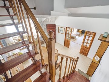CASA LOTE PROPIO DOBLE FRENTE 760 M2 BARRIO INGLÉS