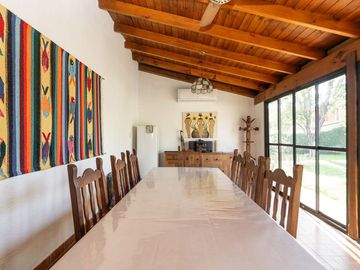 CASA LOTE PROPIO DOBLE FRENTE 760 M2 BARRIO INGLÉS