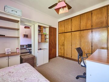 CASA LOTE PROPIO DOBLE FRENTE 760 M2 BARRIO INGLÉS