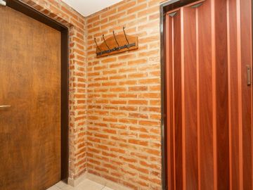 CASA LOTE PROPIO DOBLE FRENTE 760 M2 BARRIO INGLÉS