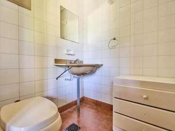 CASA LOTE PROPIO DOBLE FRENTE 760 M2 BARRIO INGLÉS