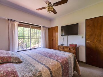 CASA LOTE PROPIO DOBLE FRENTE 760 M2 BARRIO INGLÉS