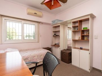 CASA LOTE PROPIO DOBLE FRENTE 760 M2 BARRIO INGLÉS