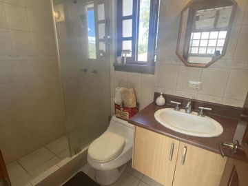 Casa en  Venta de 4 dormitorios Sector Amagasí del Inca