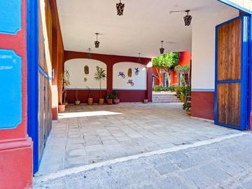 Tres Casas y Loft en el Centro de San Miguel de Allende en venta: Amueblado