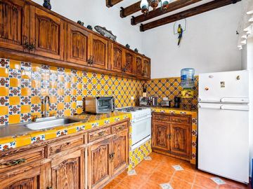 Tres Casas y Loft en el Centro de San Miguel de Allende en venta: Amueblado