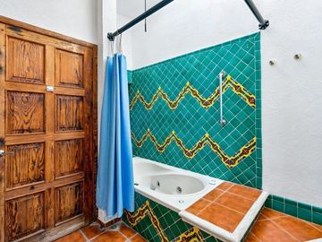 Tres Casas y Loft en el Centro de San Miguel de Allende en venta: Amueblado