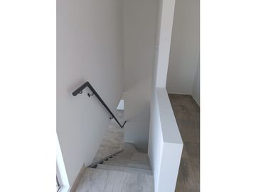 APARTAMENTO DUPLEX LA MESA CUND| COL 330 MILL 110 M2  MIN