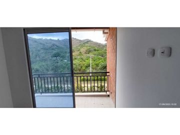 Estrena apartamento de 70 M2 en 210 mill en San Joaquín, La Mesa Cund