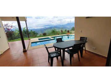 Casa campestre en #lamesacundinamarca 1000 M2 en 1599 millones.
