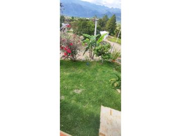Casa campestre en #lamesacundinamarca 1000 M2 en 1599 millones.