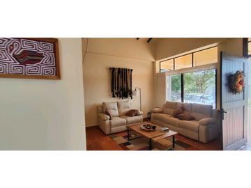 Casa campestre en #lamesacundinamarca 1000 M2 en 1599 millones.