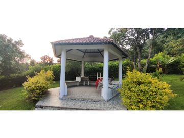Venta de finca de 4754 M2 en 589 mill en La Mesa Cund.